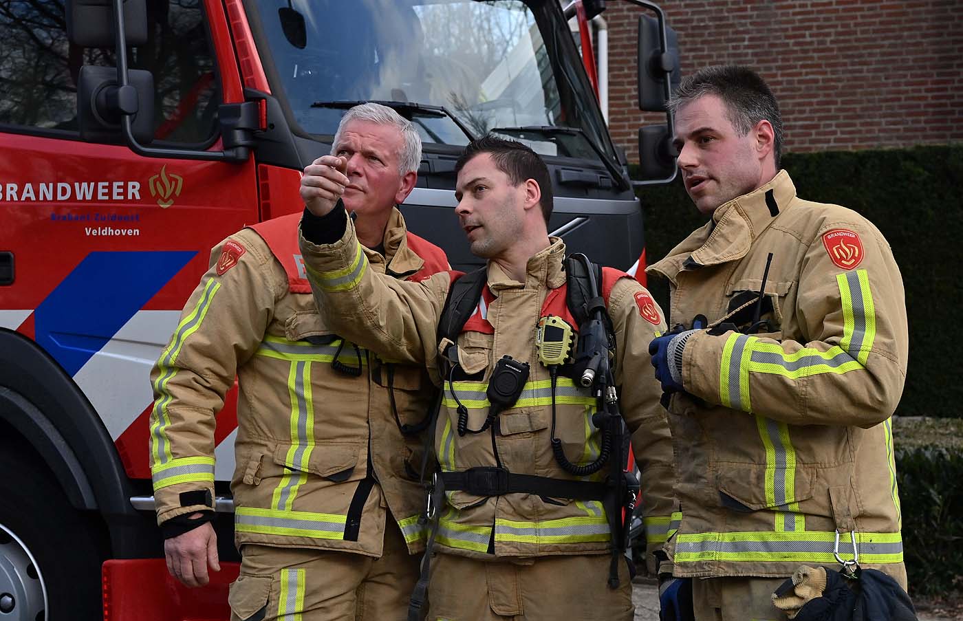 Brandweervrijwilligers in overleg